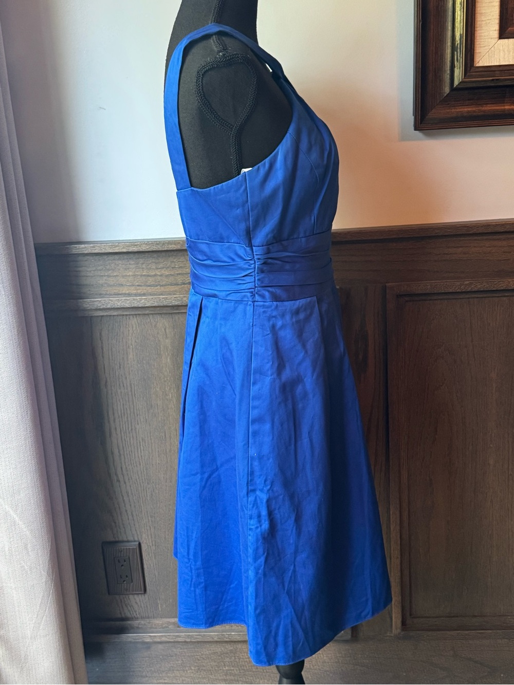 David's Bridal Royal Blue Cross-Over Halter Fit & Flare Mini Dress sz 8 - Picture 4 of 7